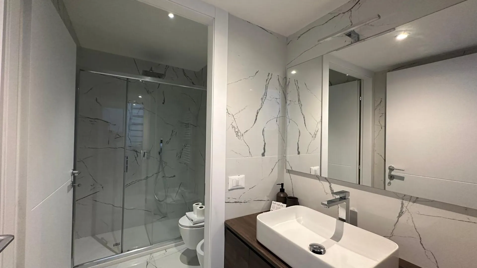 Dolceloft Isola Apartamento Milão
